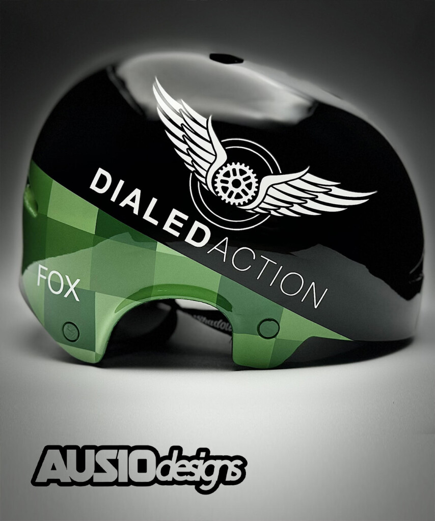 Custom painted helmet by AUS10designs